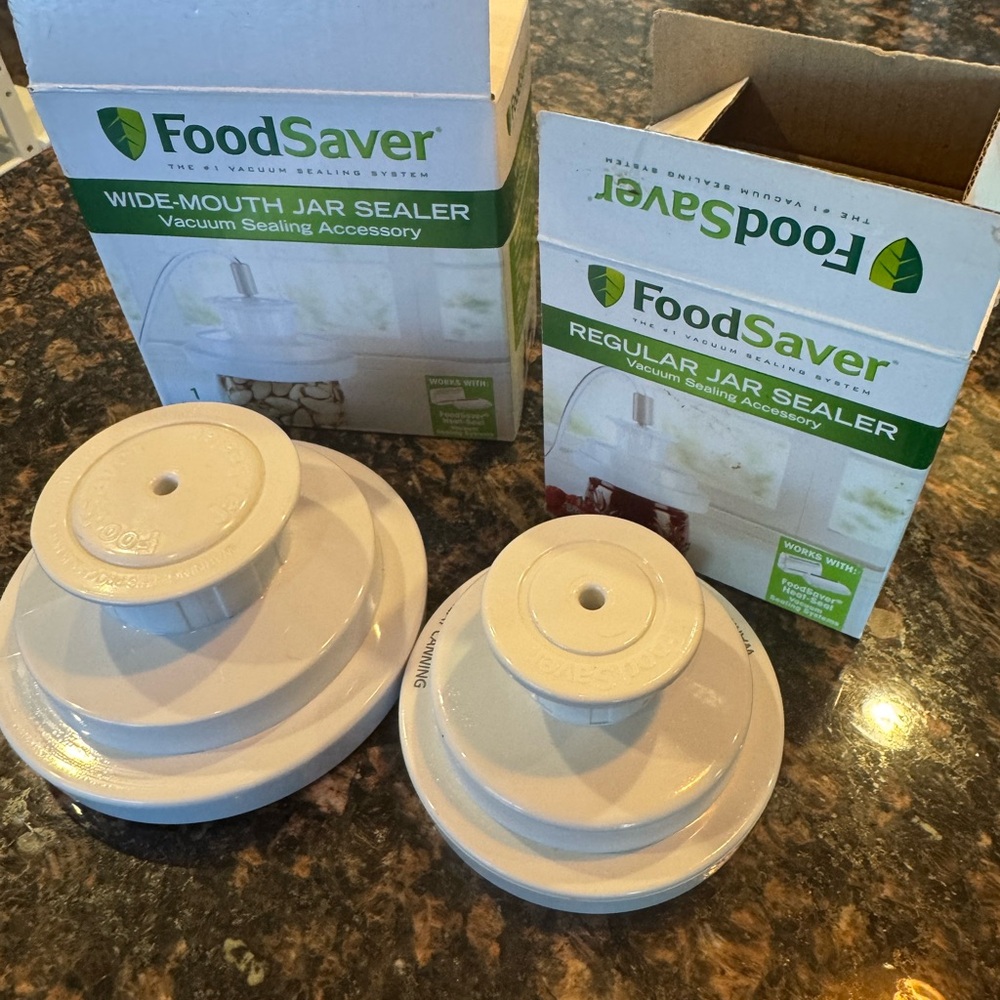 FoodSaver Cream Jar Sealer Set